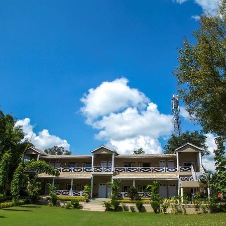 Tiger'S Den Resort Bandhavgarh National Park 外观 照片